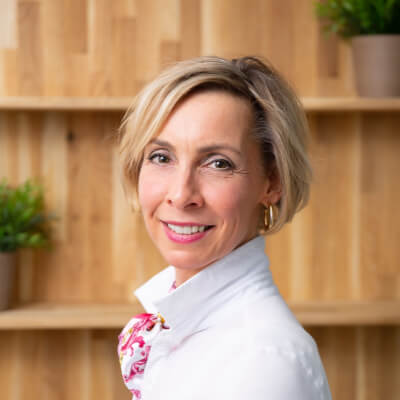 Lily Valkenberg - Darmspoelingsspecialist & Orthomoleculair therapeut Lily Valkenberg - Darmspoelingsspecialist & Orthomoleculair therapeut